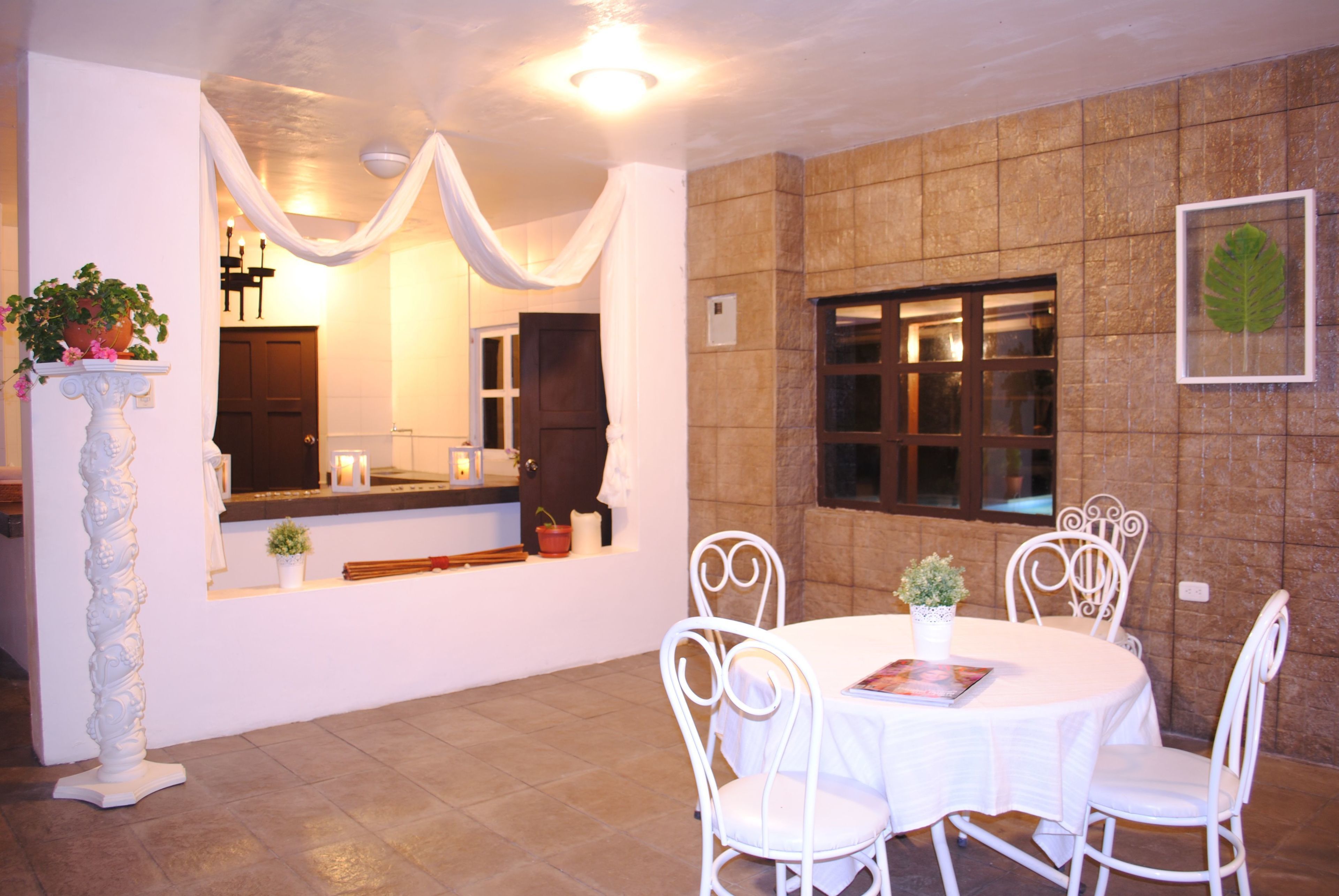 couples treatment room(s), sauna, hot tub, steam room