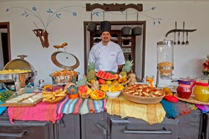Free daily full breakfast