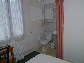 Bathroom - Beausejour (Nevers)