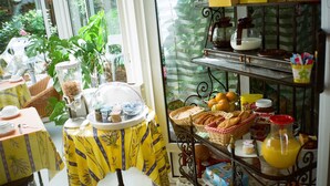 Breakfast area - Beausejour (Nevers)