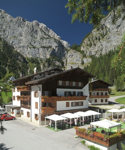 Albergo Malga Ciapela