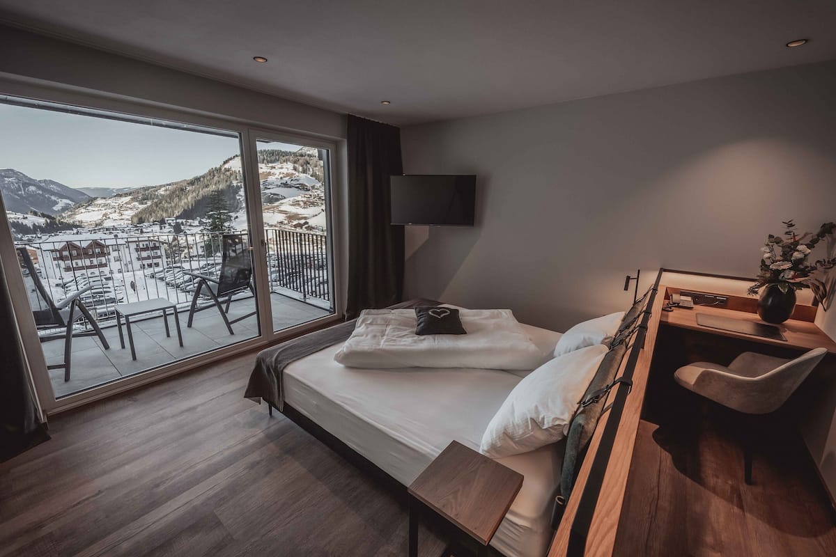 特級客房, 山景 | 意大利 Frette 床單、高級寢具、羽絨被、迷你吧