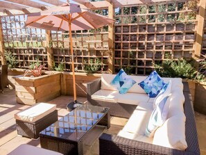 Balcony - The Angel Hotel (Alton)