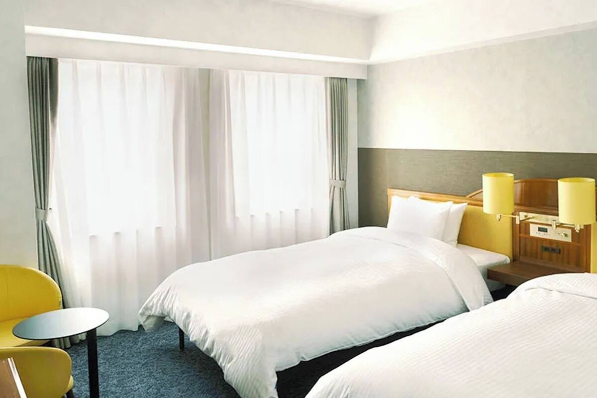 Down duvets, desk, blackout curtains, free WiFi