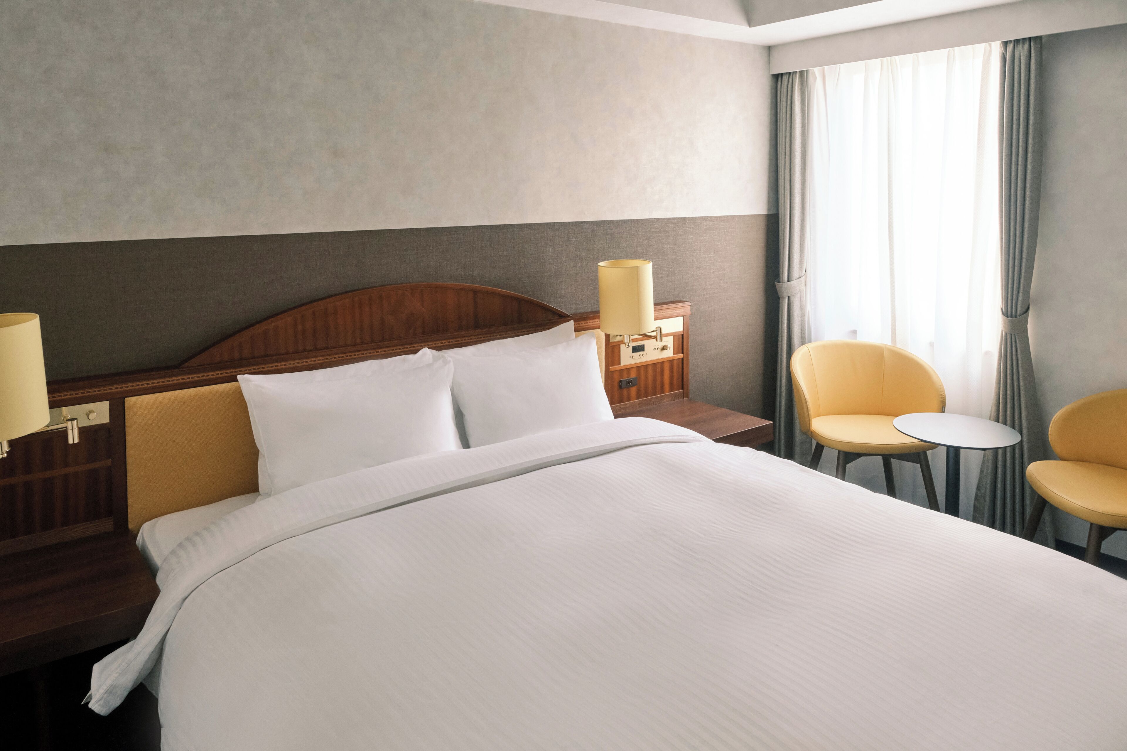 스탠다드 더블룸, 금연 (B, , Free light breakfast) | 오리/거위털 이불, 책상, 암막 커튼, 무료 WiFi