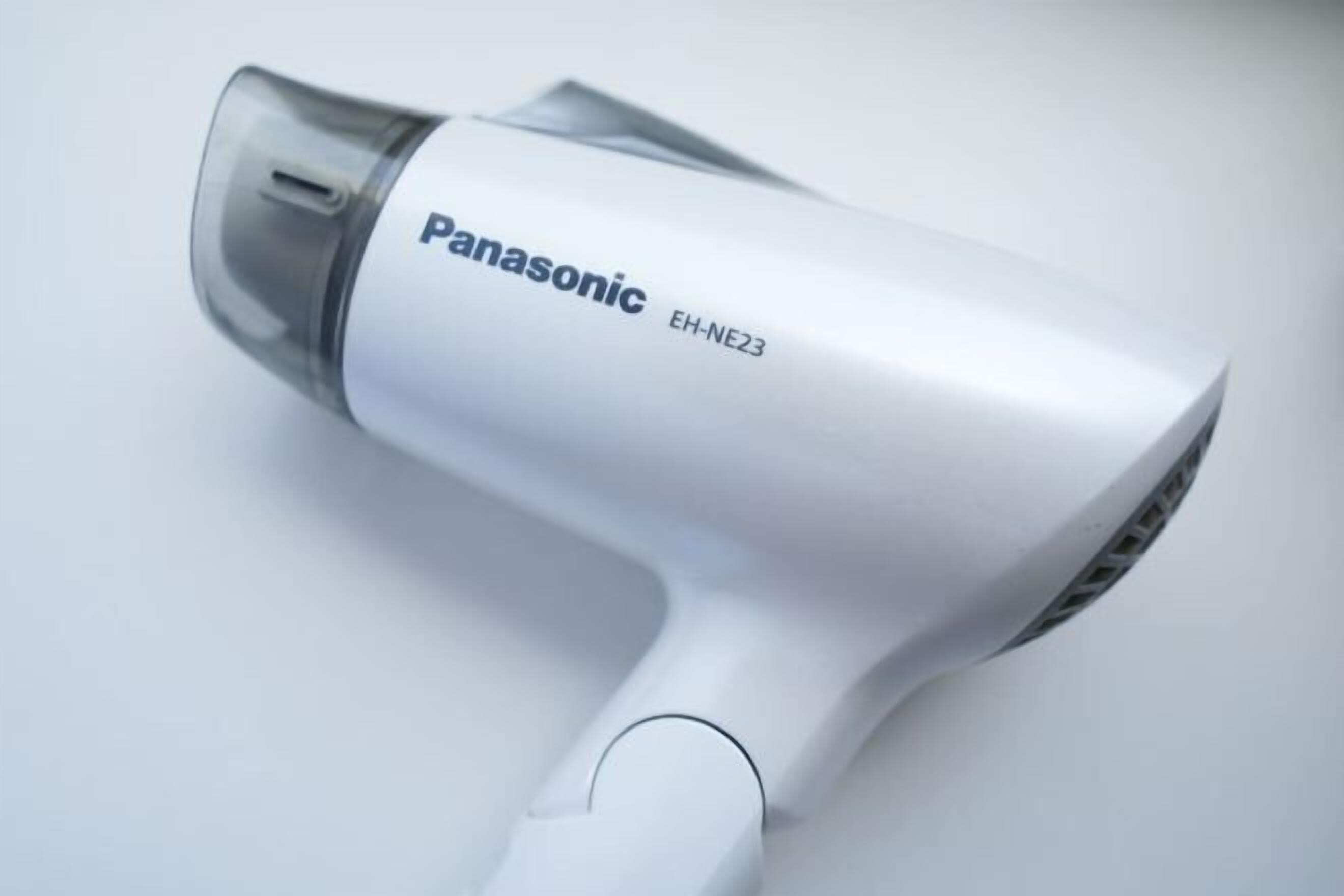 Gabungan pancuran/tab mandi, kelengkapan dandanan diri percuma 