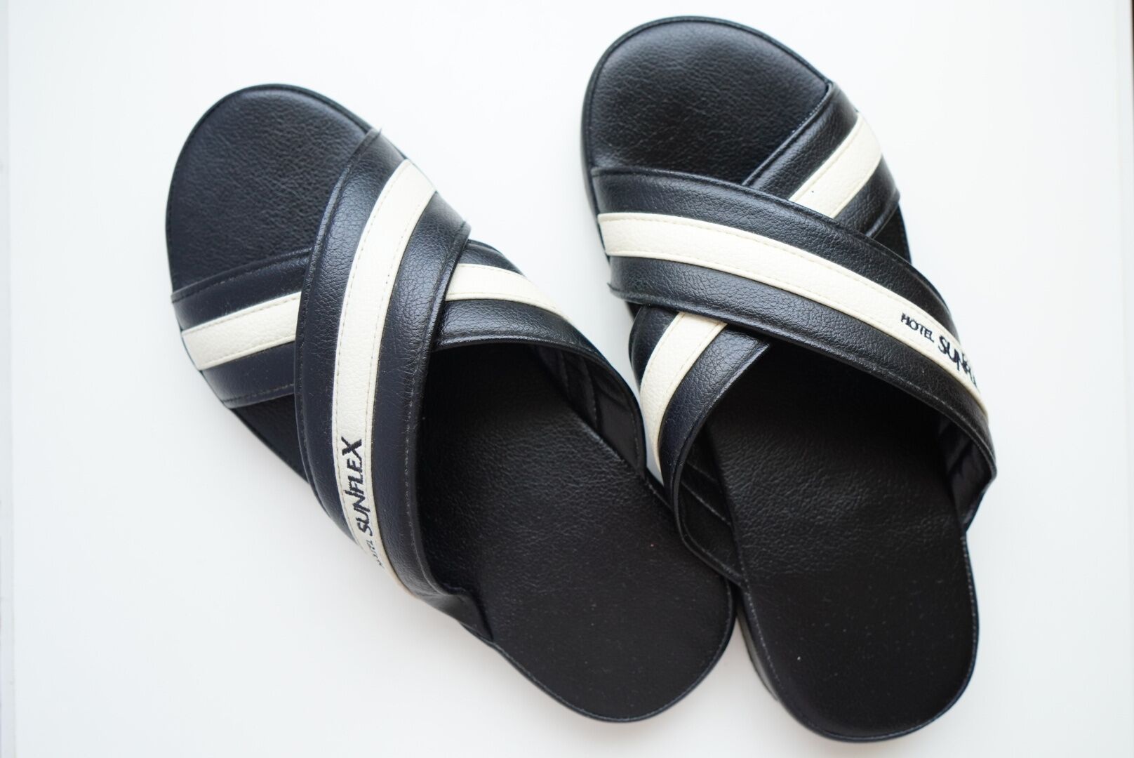 desk, blackout curtains, soundproofing, free wifi