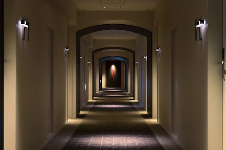 Hallway. Hotel Trusty Nagoya Shirakawa
