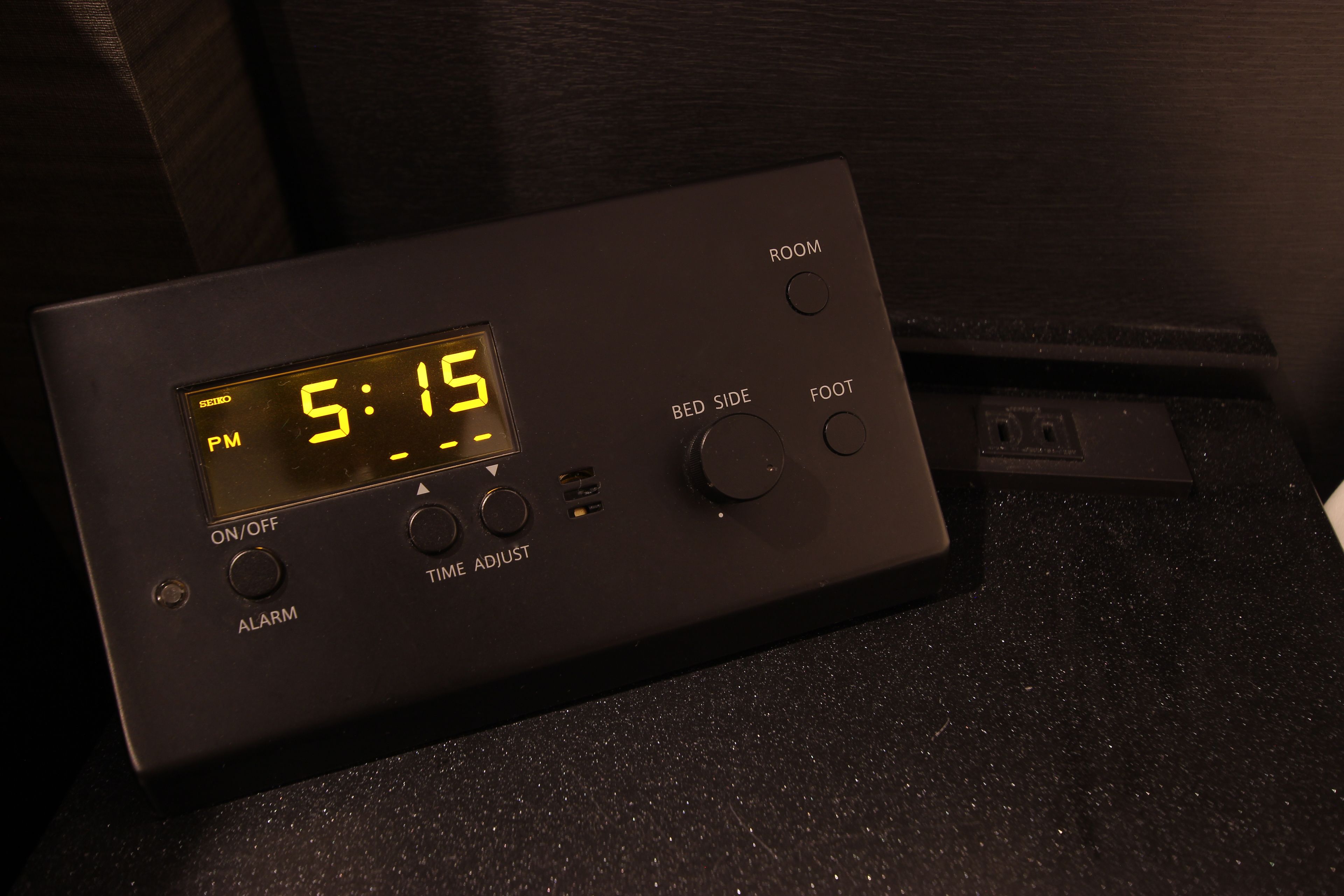 1 bedroom, down duvets, desk, blackout curtains