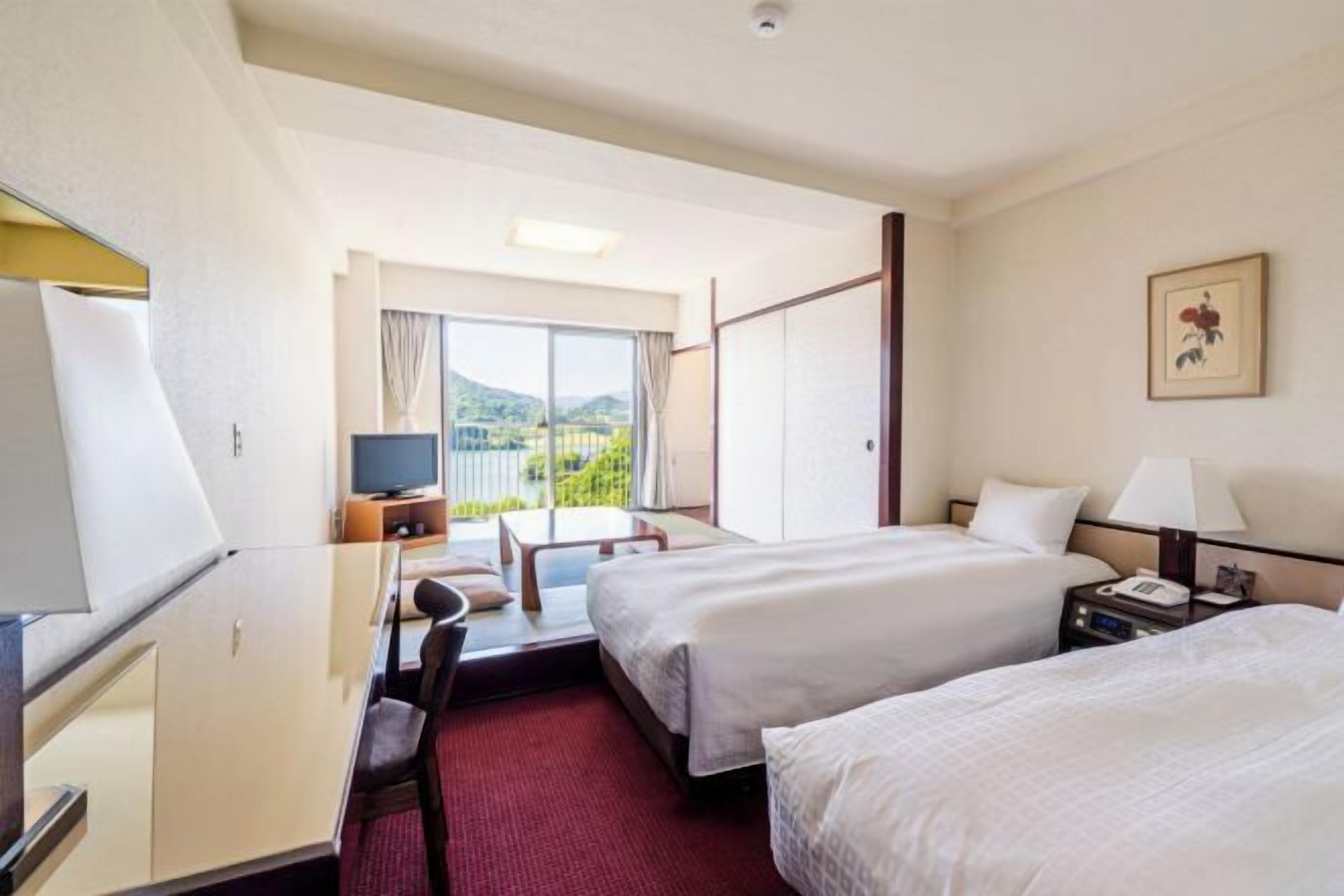 In-room safe, blackout drapes, free WiFi, bed sheets