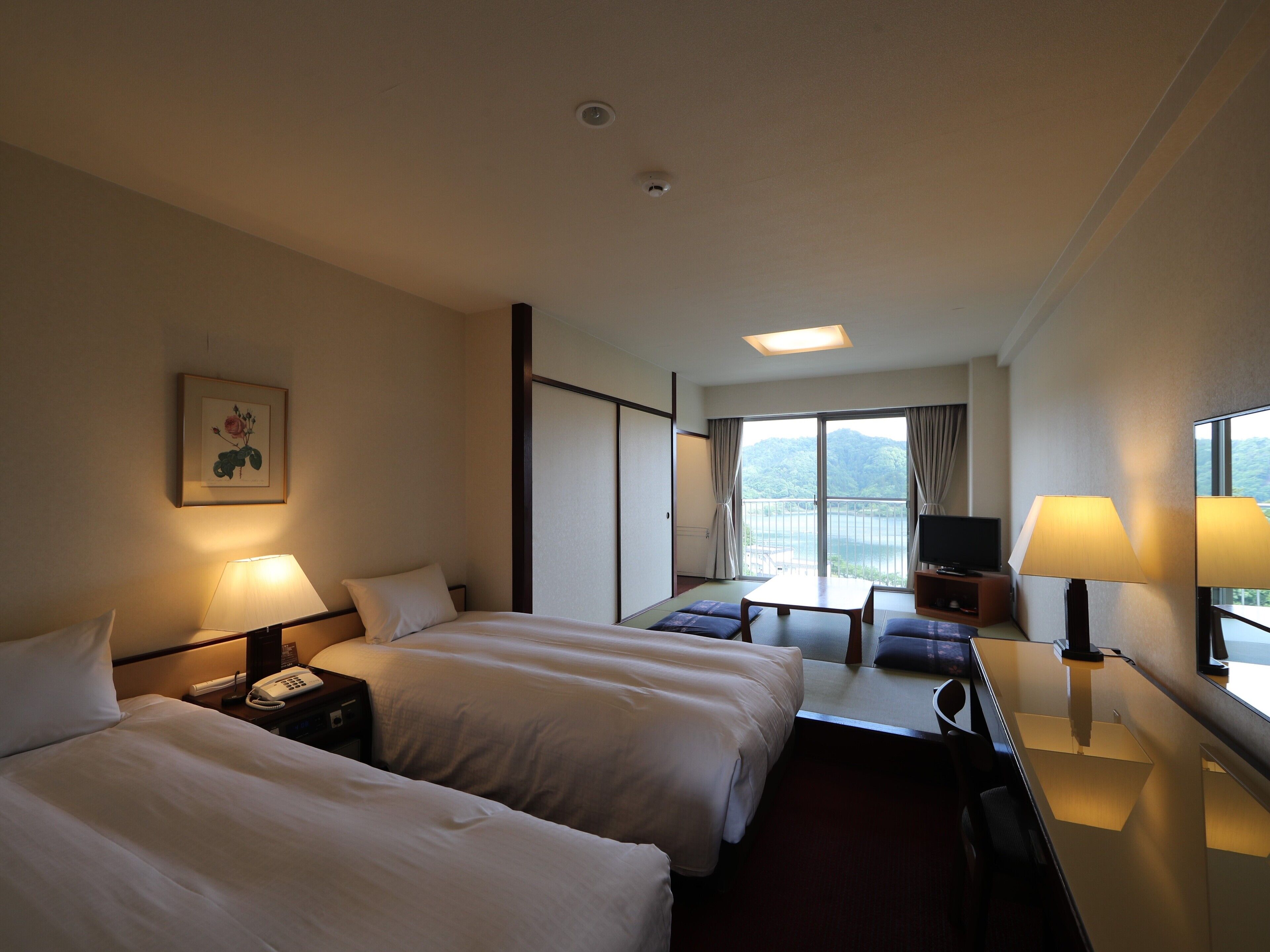 1 bedroom, in-room safe, blackout curtains, free wifi