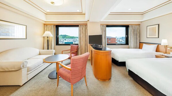 Suite Twin Room, Non Smoking | Iron/ironing board, free WiFi, bed sheets