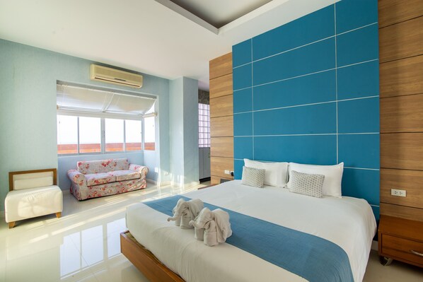 Rooftop Garden Sea View Suite | Utsikt från rummet