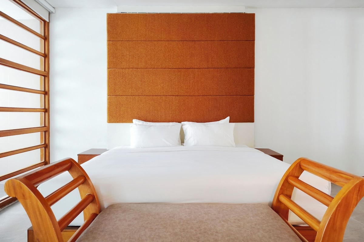 Two Bedrooms Panoramic Sea View | Minibar, in-room safe, blackout drapes, soundproofing