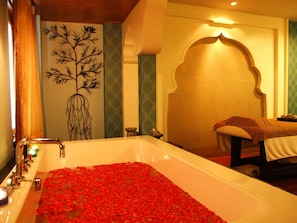 Sauna, hot tub, body treatments, aromatherapy, body wraps, body scrubs
