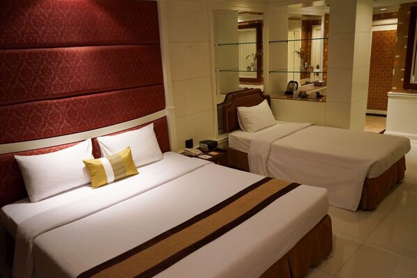 ห้องดีลักซ์ | เครื่องนอนระดับพรีเมียม, ผ้านวมขนเป็ด, เตียง Select Comfort