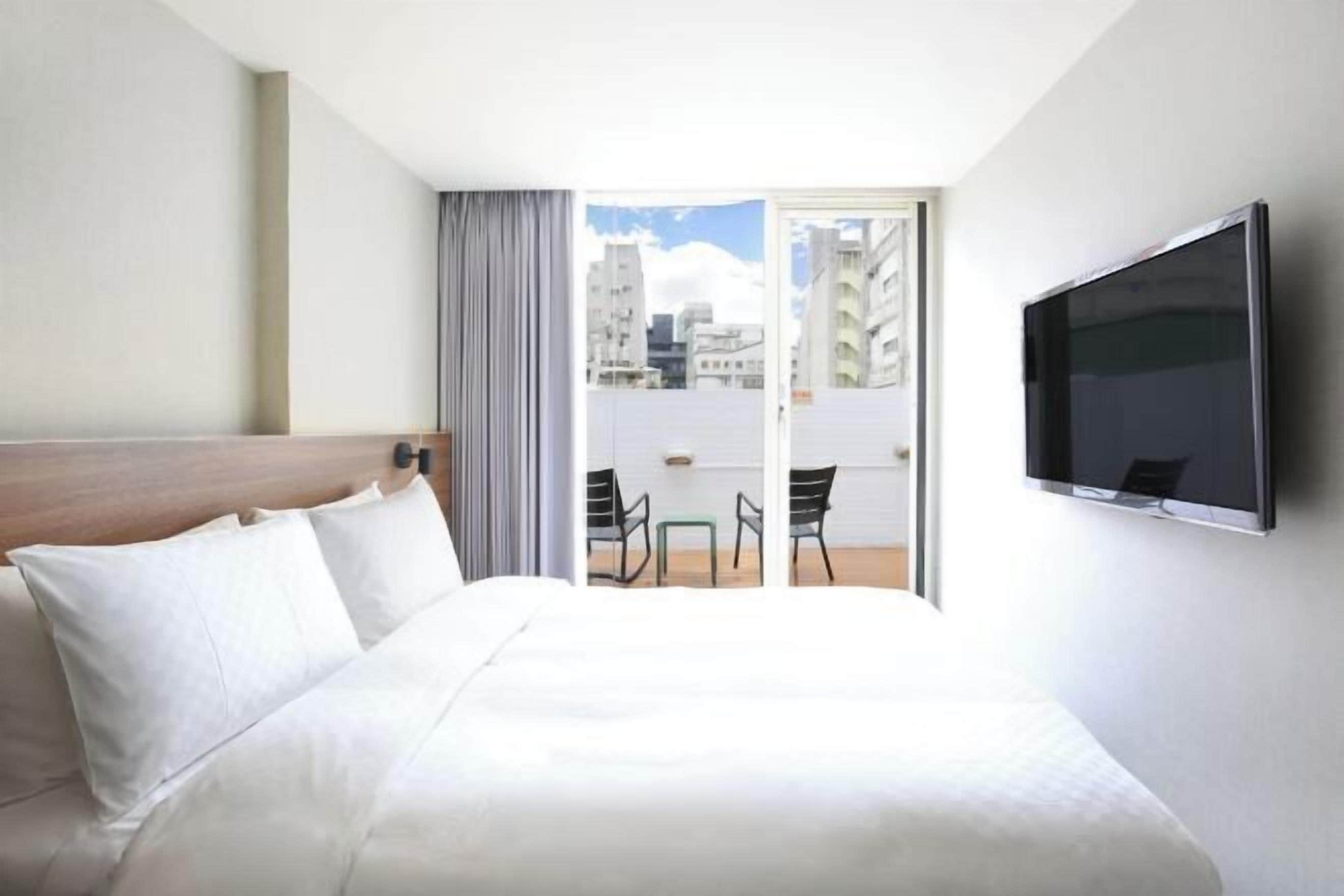 免費迷你吧、客房內保險箱、熨斗/熨衣板、免費無線上網