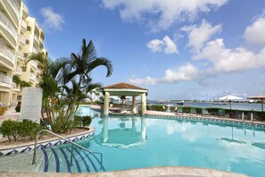 6 outdoor pools, pool umbrellas, pool loungers - The Villas at Simpson Bay Resort (Simpson Bay)