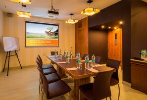 Meeting facility - Home@F37 (New Delhi)
