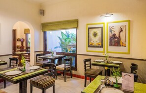 Restaurant - Home@F37 (New Delhi)