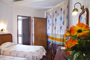 Habitació individual | Planxa i posts de planxar, bressols gratuïts i wifi gratuïta