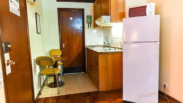 Tabla de planchar con plancha, cunas gratuitas, wifi gratis