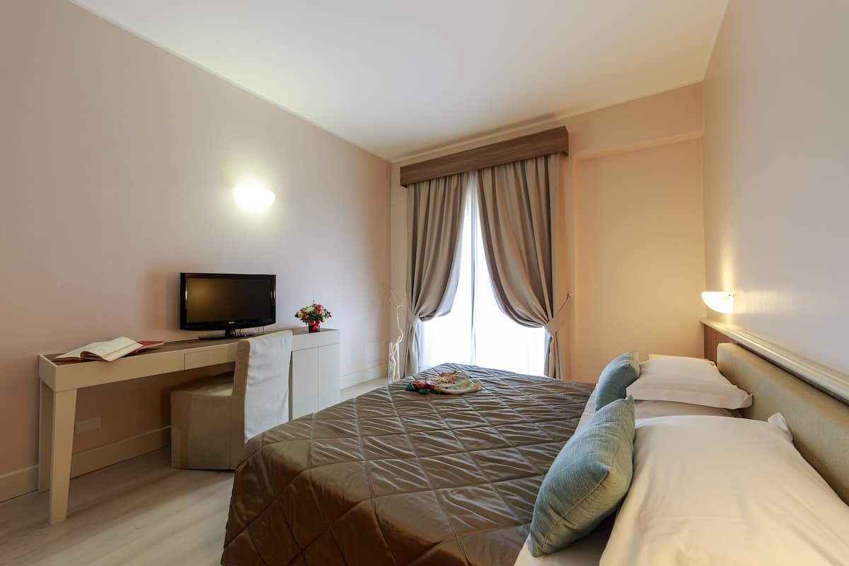 Superior Double Room, Balcony