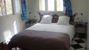 Premium bedding, down duvets, Select Comfort beds