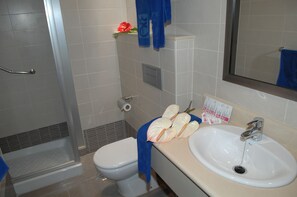 Ducha y toallas