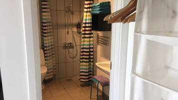 Deluxe Double Room, Accessible, Ensuite | Bathroom