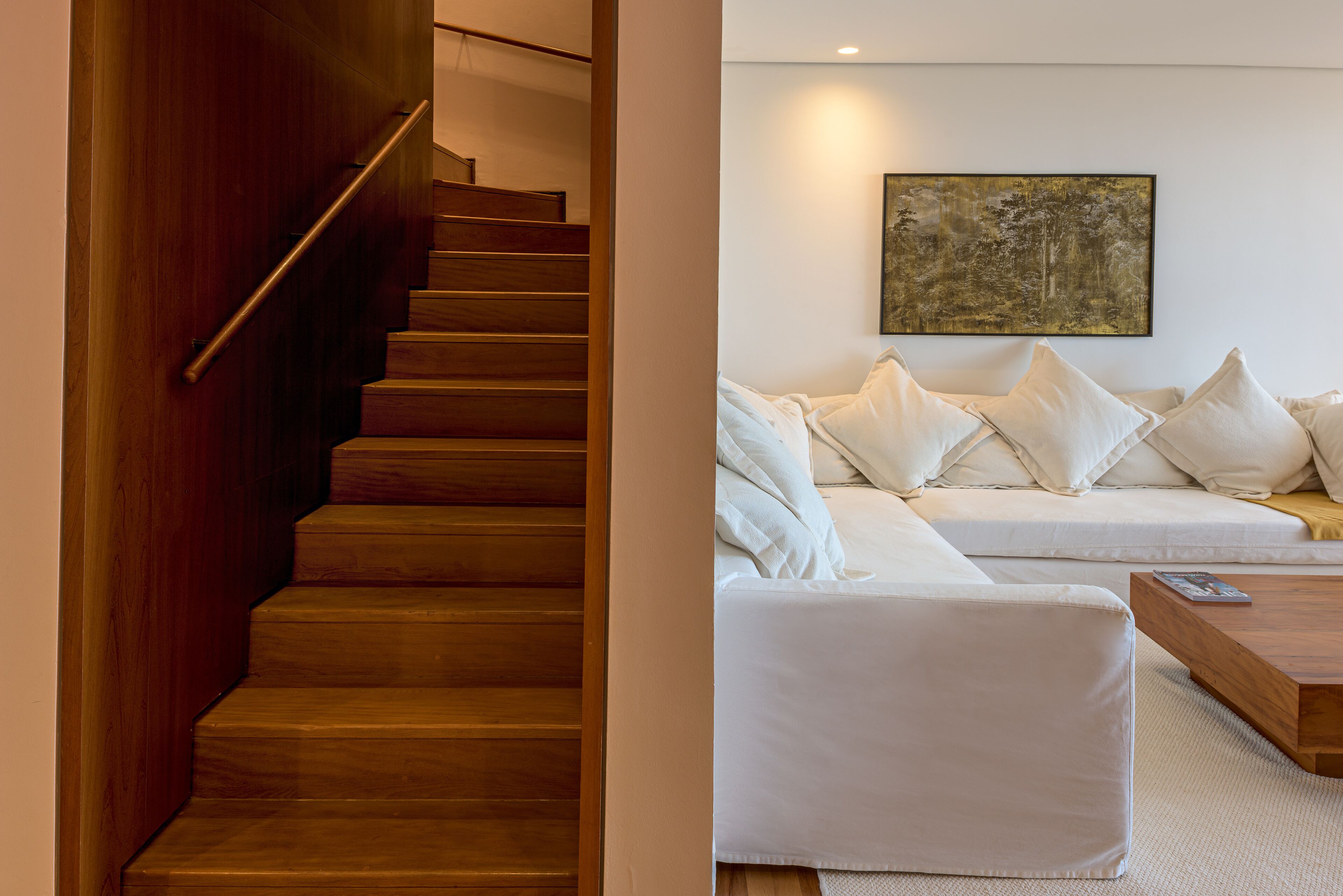 40-inch led tv with digital channels, tv, dvd player