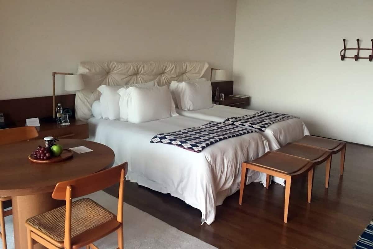 Deluxe Room, 2 Twin Beds | Egyptian cotton sheets, premium bedding, minibar, in-room safe