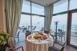 Daily buffet breakfast (EUR 13 per person)