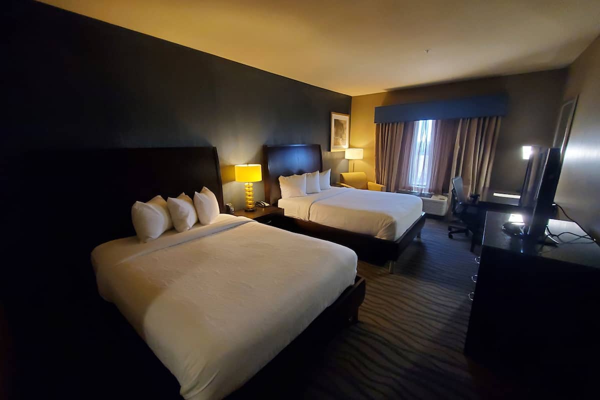 premium bedding, in-room safe, iron/ironing board, wifi