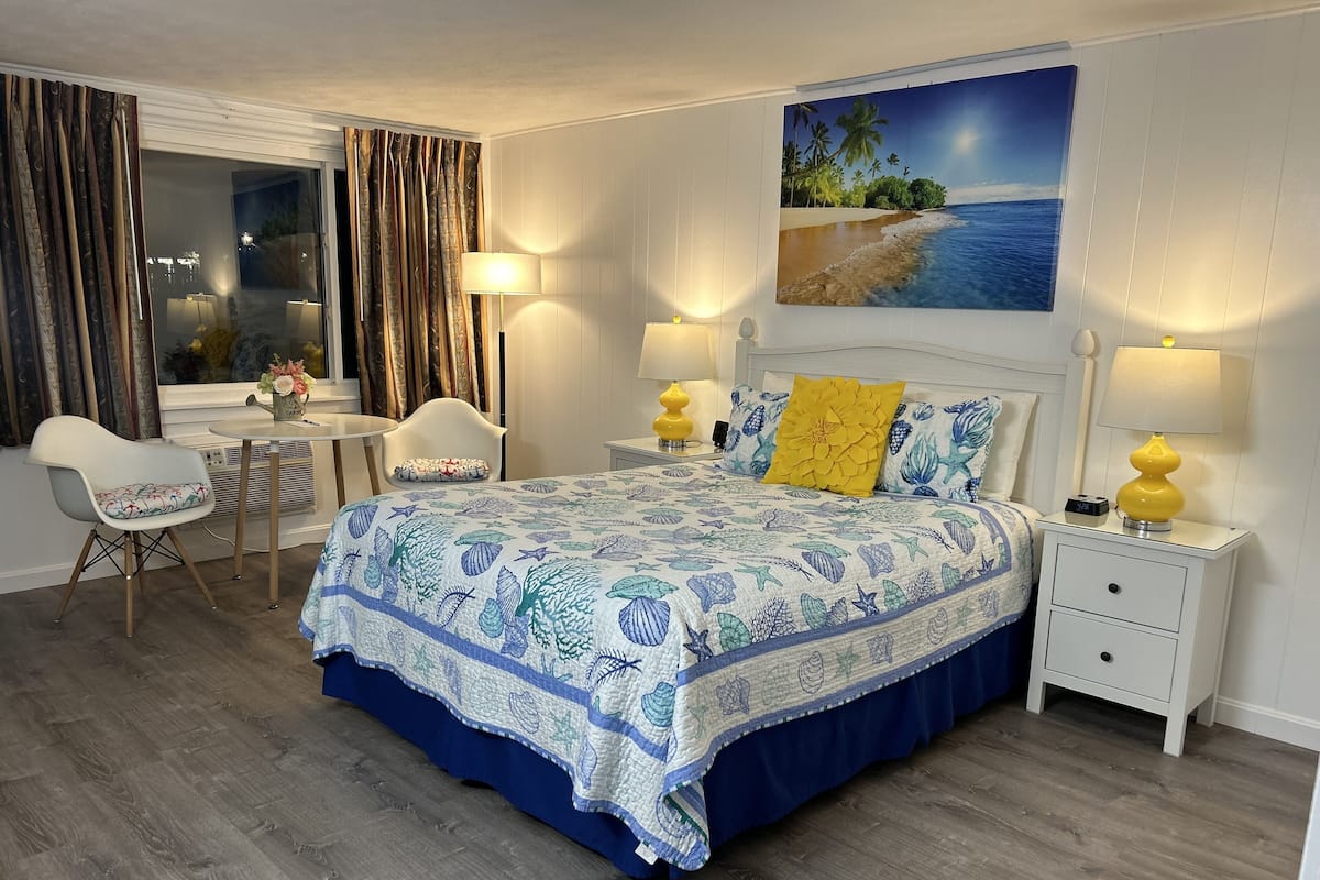 Chambre Simple Standard, 1 grand lit