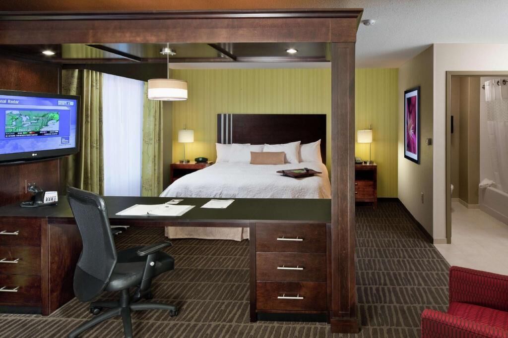 Caja de seguridad en la habitación, cortinas blackout y cunas gratuitas 