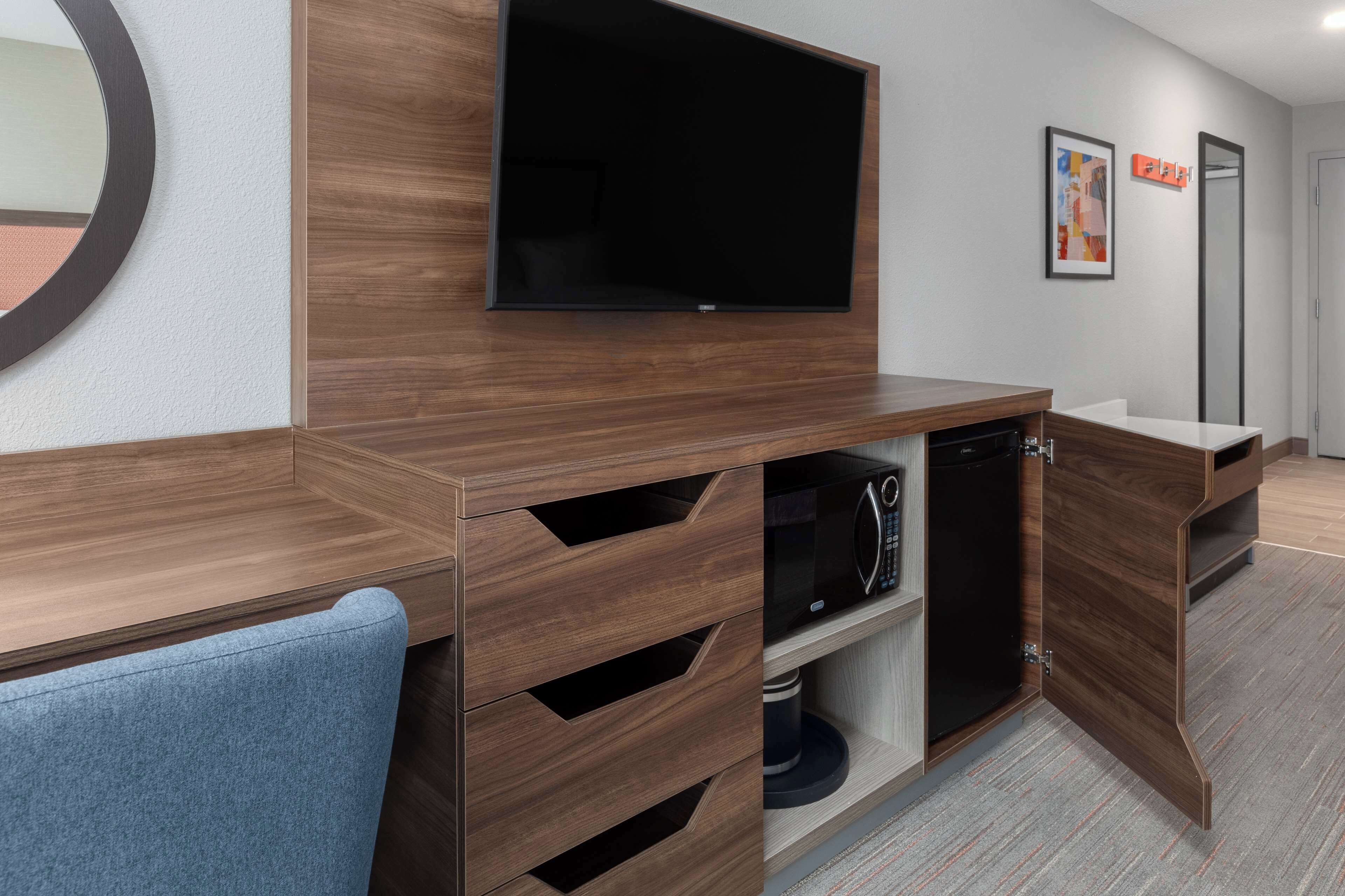 room, 2 queen beds, accessible, hearing impaired, non smoking | in-room safe, blackout curtains, free cots/infant beds, free wifi