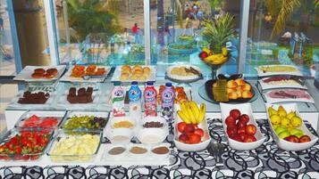 Petit déjeuner buffet compris tous les jours