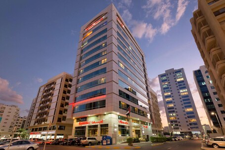 Ramada by Wyndham Abu Dhabi Downtown - Image 2