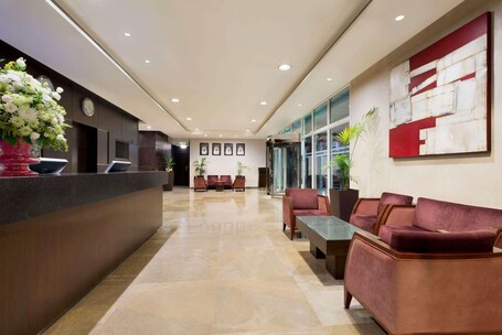 Ramada by Wyndham Abu Dhabi Downtown - Image 18