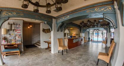 Windjammer Motor Inn