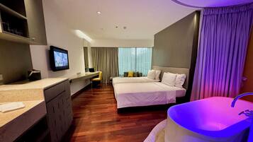 Superior Room (Extra Radiance Twin Room) | In-room safe, desk, laptop workspace, soundproofing