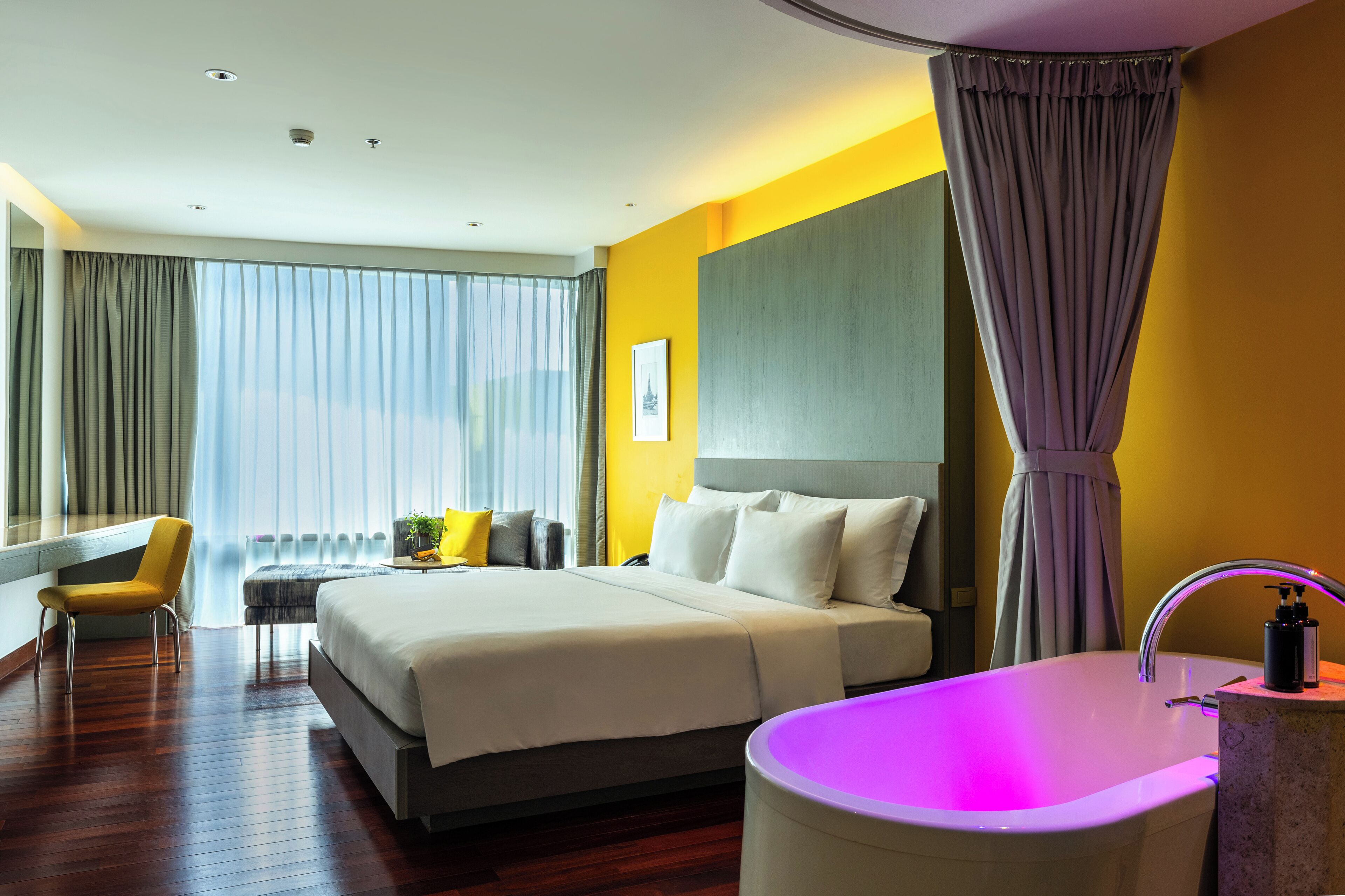 Superior Room (Extra Radiance Double Room) | Két bảo mật tại phòng, bàn, khu vực làm việc phù hợp cho laptop 