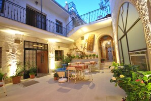 61-cm TV with satellite channels - Hotel Elvan Cave House (Ürgüp)