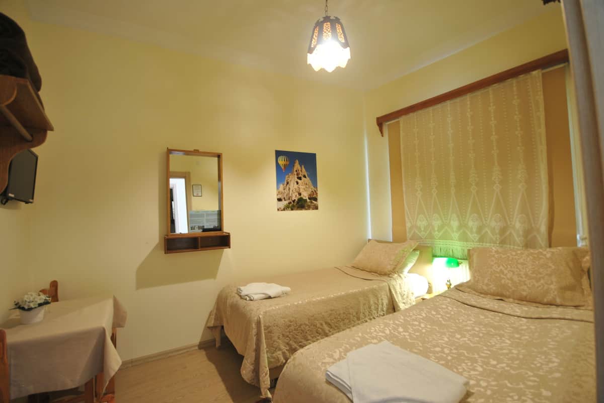 Standard Double Room | 1 bedroom, hypo-allergenic bedding, Select Comfort beds
