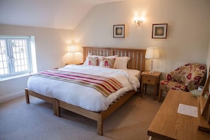 Double or Twin Room | Desk, free WiFi - The Kings Arms (Thirsk)