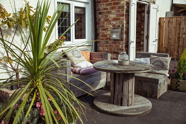 Terrace/patio - The Kings Arms (Thirsk)