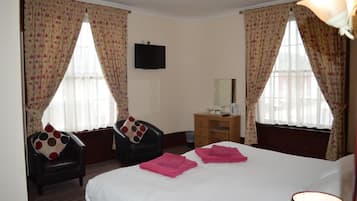 Desk, free WiFi, bed sheets