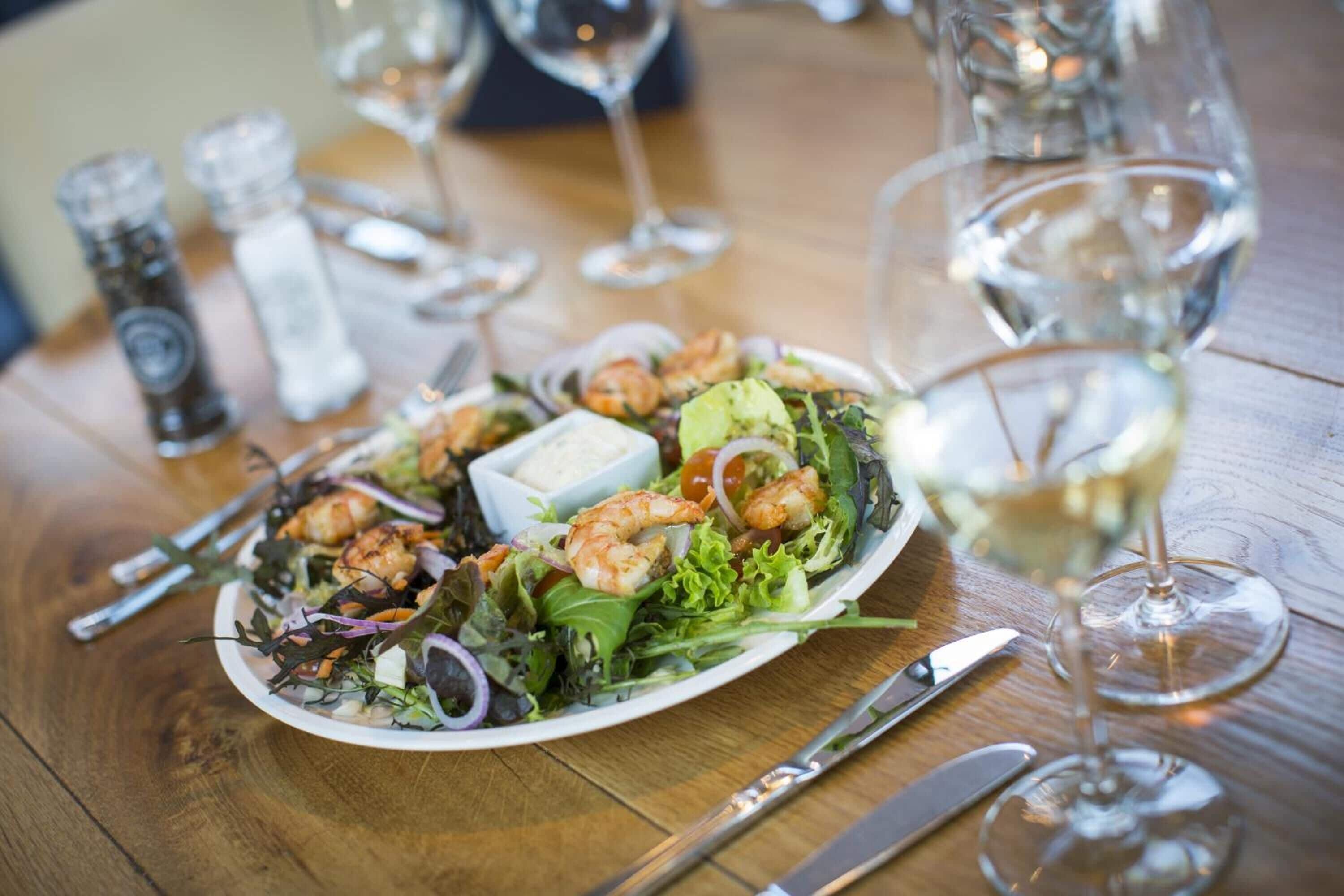 breakfast, lunch, dinner served; garden views