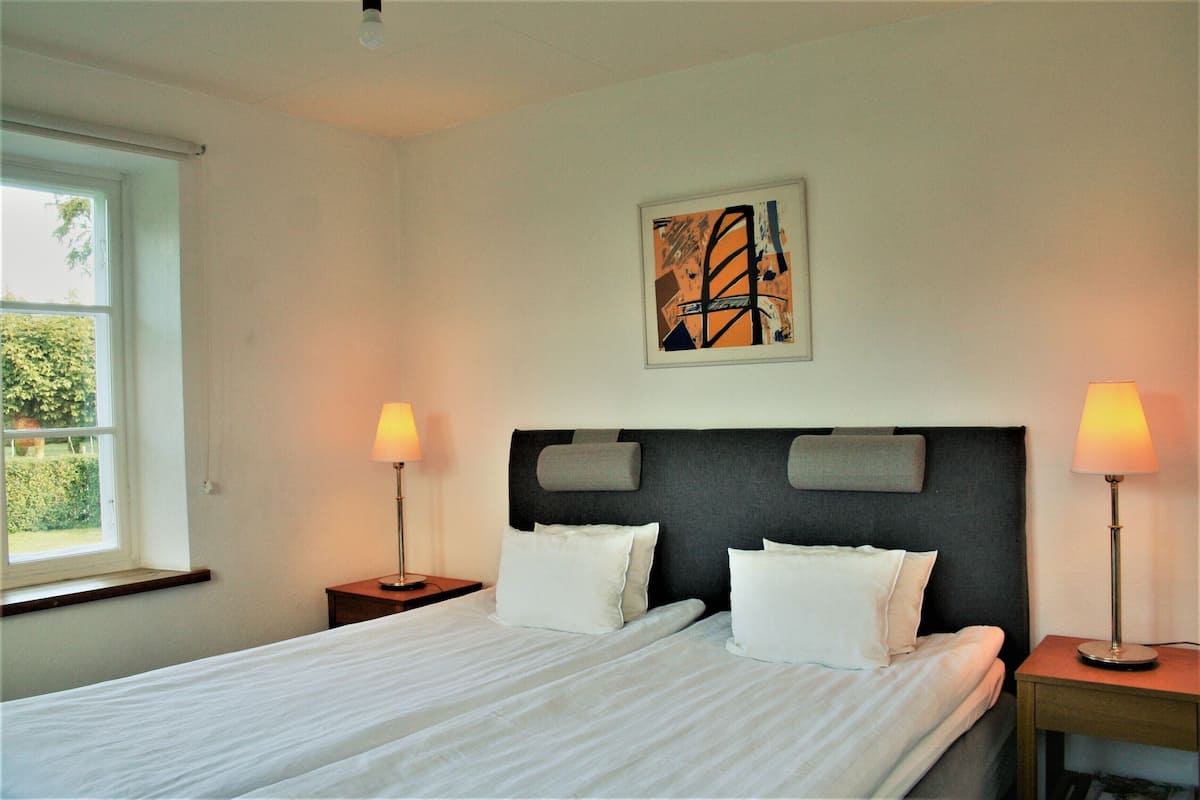 Chambre Double, salle de bains privée